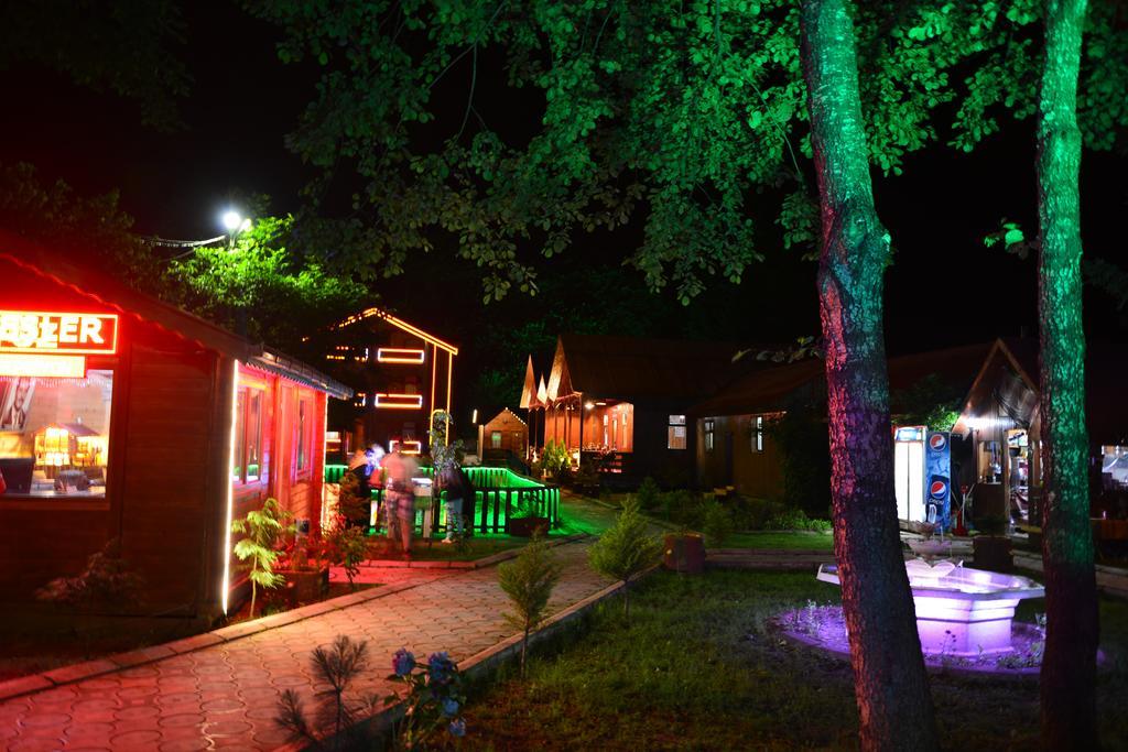 Akyuz Kardesler Hotel & Bungalow Узунгьол Екстериор снимка